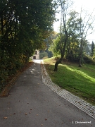 La montée de la Roche d'Arma et l'ancienne maison de l'ONF